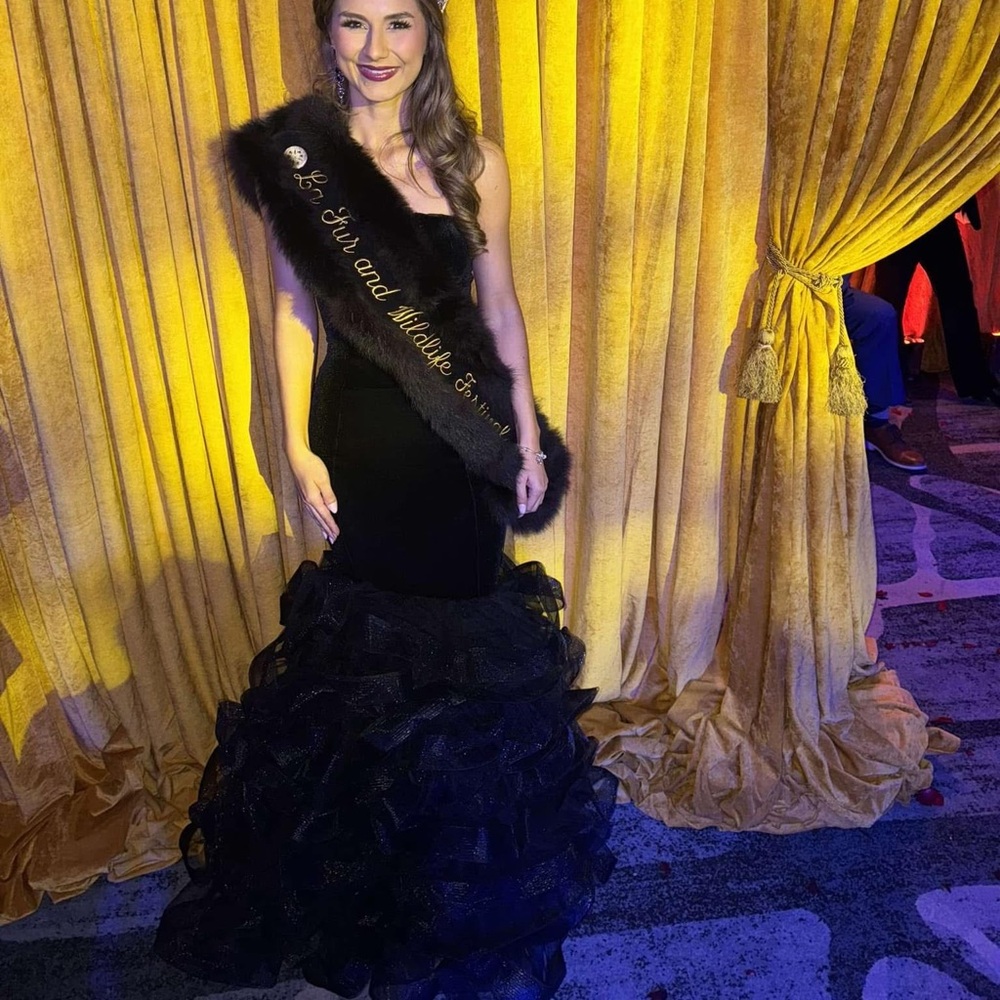 Elegant Black Evening Gown
